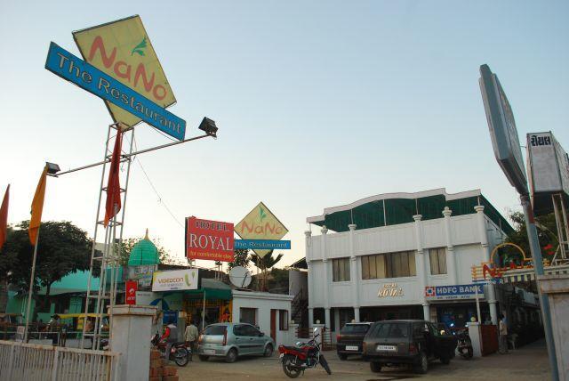 Royal Hotel Ahmedabad Buitenkant foto