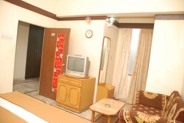 Royal Hotel Ahmedabad Buitenkant foto